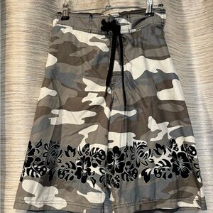 Tropical Escape Swimwear Short Boys Size 8